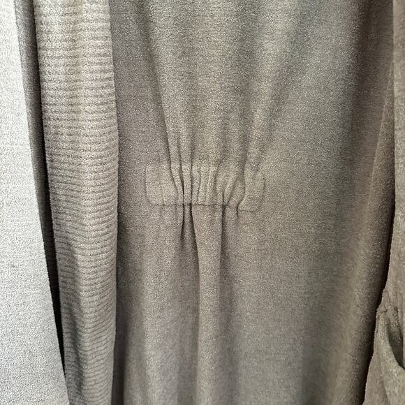 BAREFOOT DREAMS | CozyChic Ultra lite Belted Drape Ribbed Cardigan | Medium - Picture 5 of 5